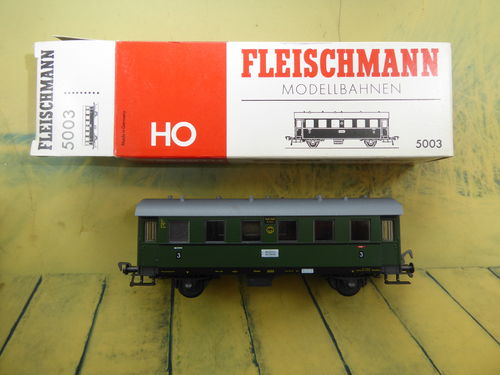 Fleischmann Personenwaggon 3.Kl DRG Papp OVP