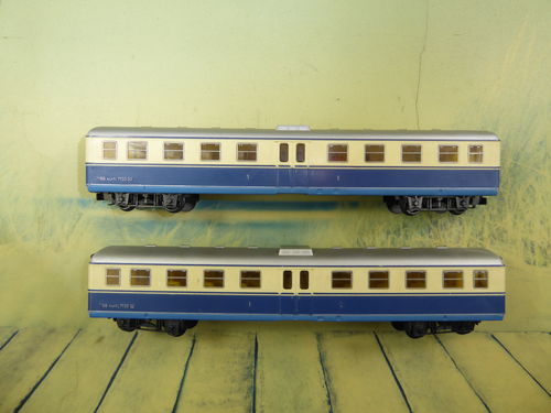 2 Kleinbahn Personenwaggons der ÖBB