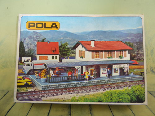 POLA 604 Bahnhof Bausatz