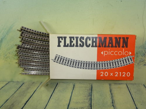 Fleischmann piccolo 9120 GLEIS GEB. R1, 45° VP 20 hell